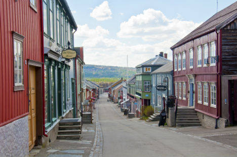 Koselig gate i Bergstaden Røros.